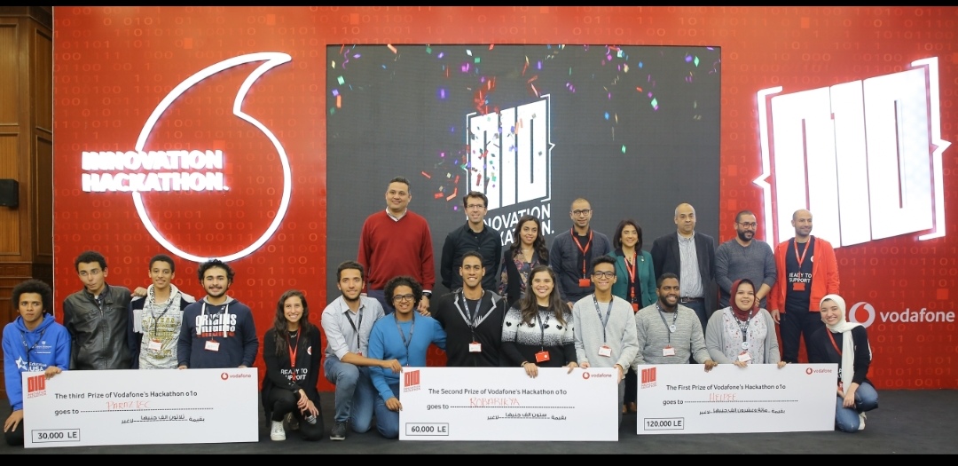 فودافون تحتفل بإطلاق النسخة الأولى لهاكاثون الابتكار 010  لدعم شباب المبتكرين والمطورين وتعلن عن المشروعات الثلاثة الفائزة