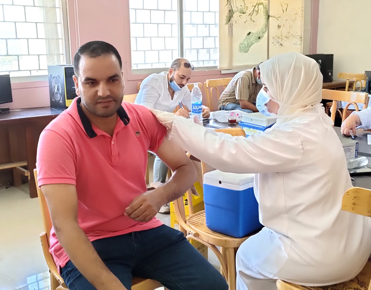 حملة للتطعيم ضد فيروس كورونا بكلية أصول الدين والدعوة بالزقازيق