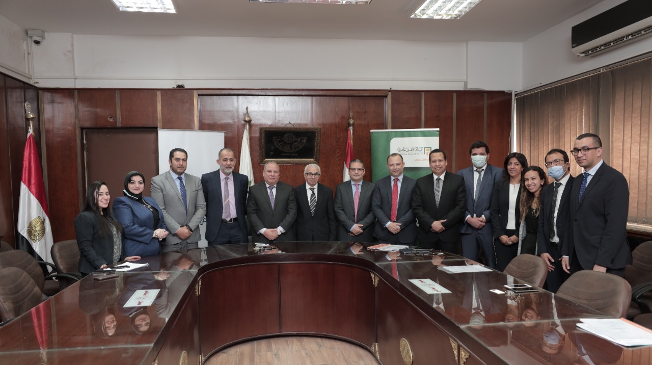 توقيع عقد قرض مشترك بين البنك الأهلي المصري والبنك الزراعي المصري مع الهيئة العامة لمشروعات التعمير والتنمية الزراعية بإجمالي مبلغ 3 مليار جنيه