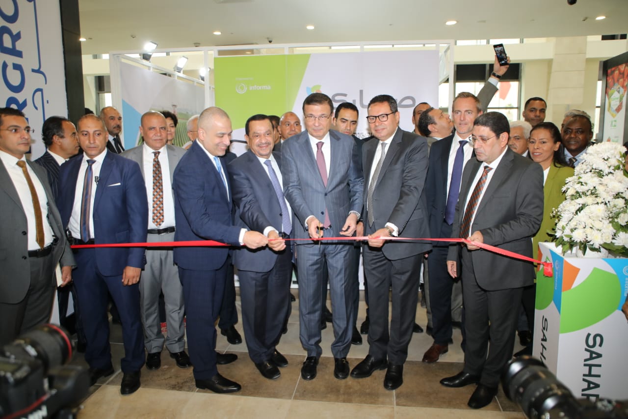 البنك الزراعي المصري يستعرض أحدث خدماته المصرفية والحلول التمويلية لتنمية القطاع الزراعي  بمشاركة مميزة كراعي بلاتيني لمعرض صحارى