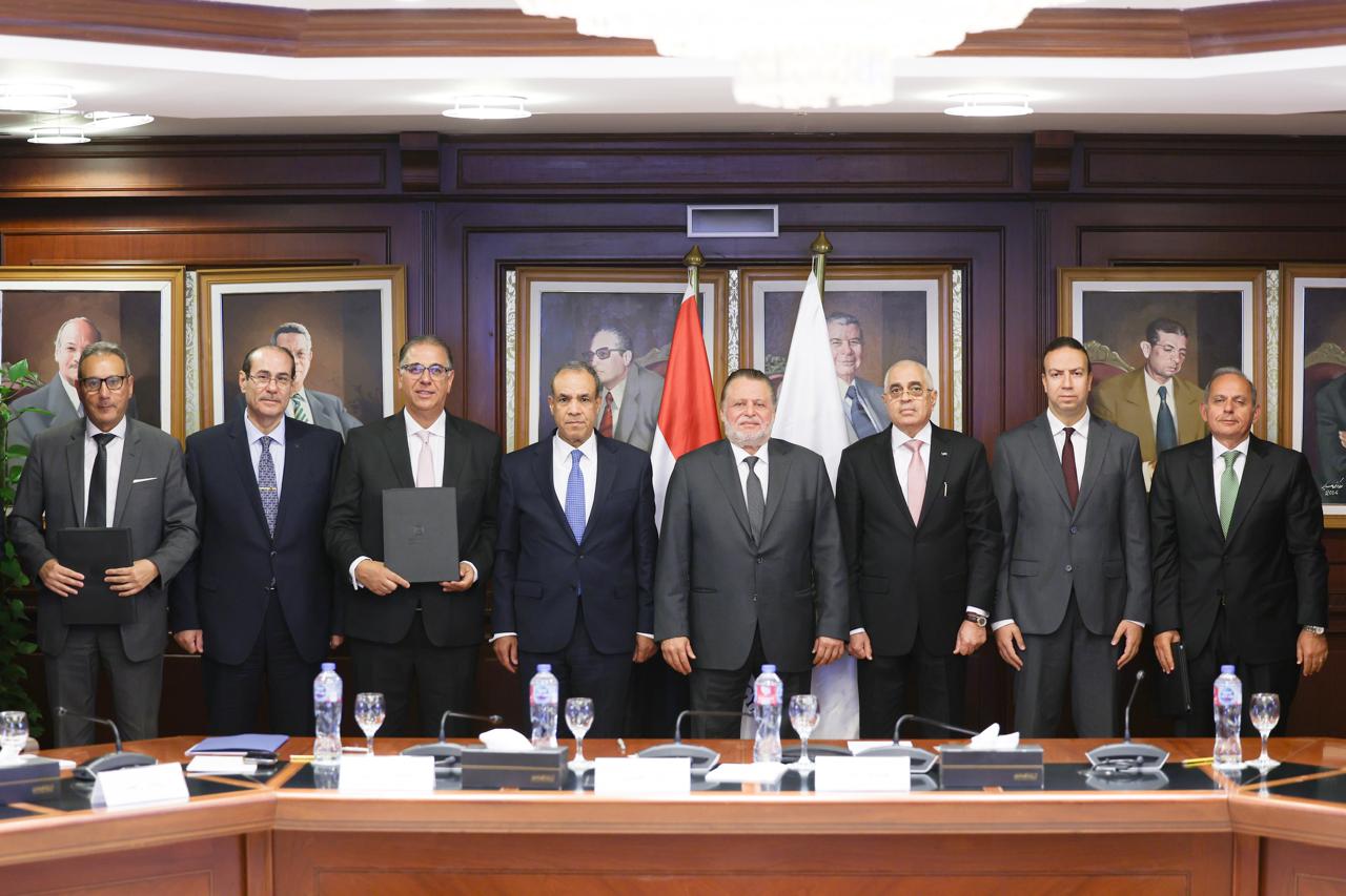 محافظ البنك المركزي المصري ووزير الخارجية والهجرة وشئون المصريين بالخارج يشهدان إطلاق مبادرة 