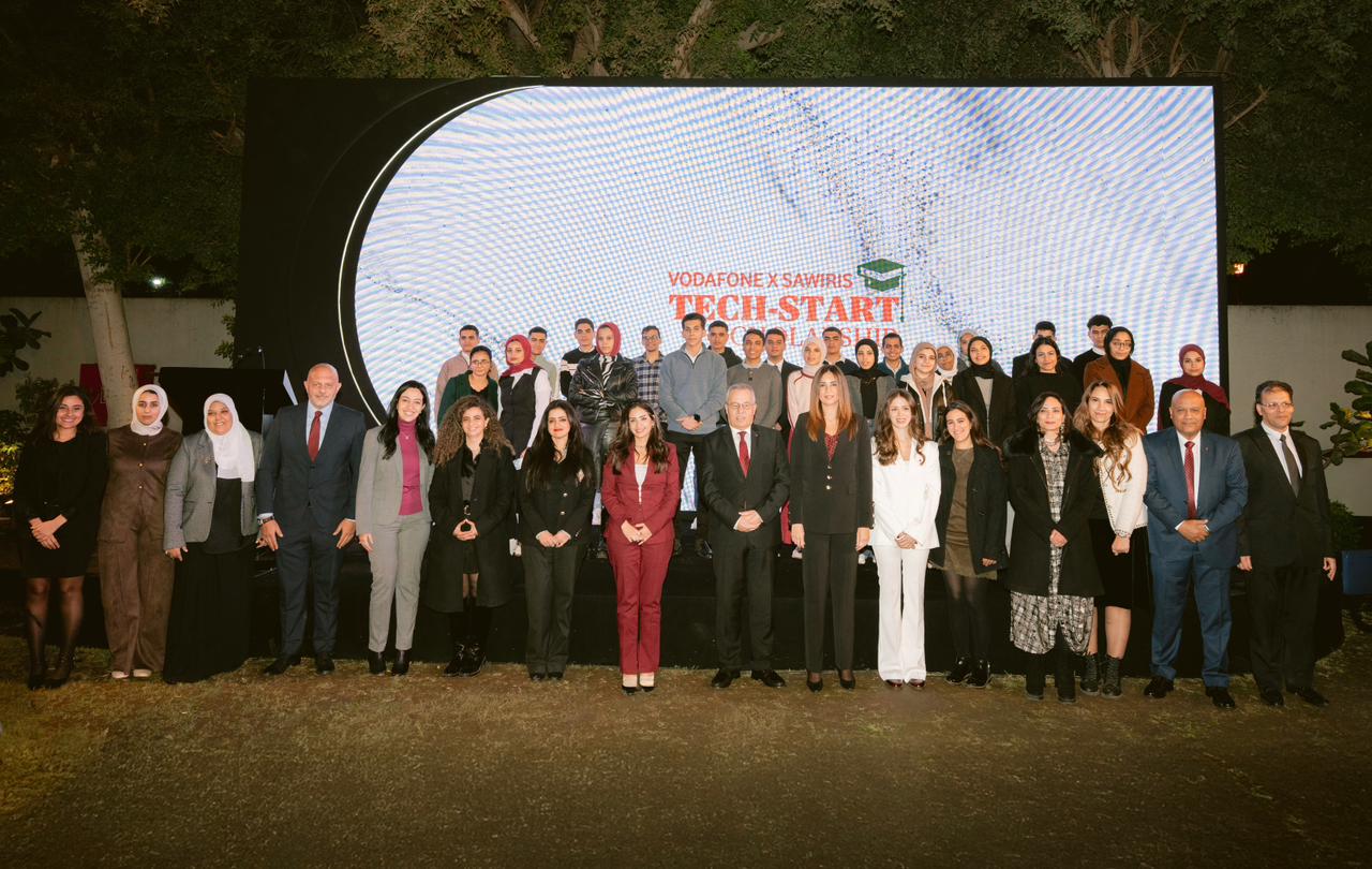 مؤسسة ڤودافون مصر لتنمية المجتمع ومؤسسة ساويرس للتنمية الاجتماعية تطلقان منحة Tech-Start لدعم 25 طالبًا من دارسي التخصصات التكنولوجية