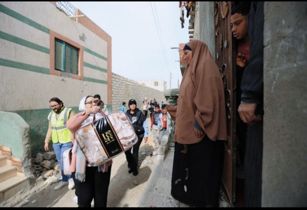 جمعية البنك الأهلي المصري للأعمال الخيرية تطلق مبادرة لتوزيع1000 بطانية بمحافظة الفيوم