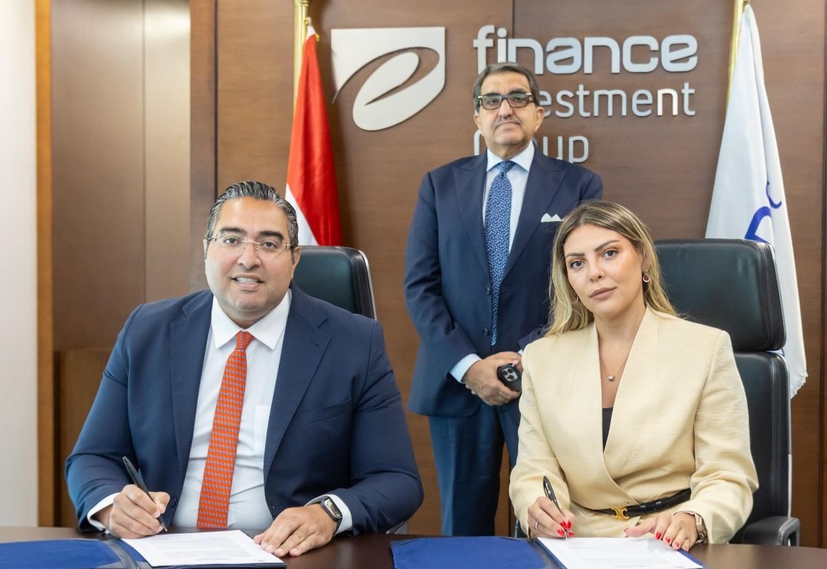 اي أسواق مصر توقع شراكة استراتيجية مع جرين مي ليمتد  لتسريع  وتيرة التمويل الأخضر والتحول نحو الطاقة المتجددة المستدامة
