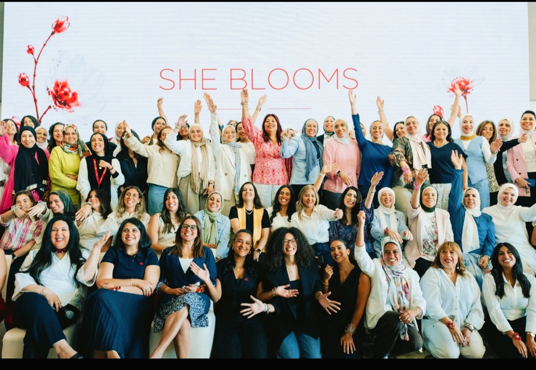 إي آند مصر تطلق برنامج «She Blooms» لتمكين المرأة وتعزيز ثقافة الشمول والتطوير المهني