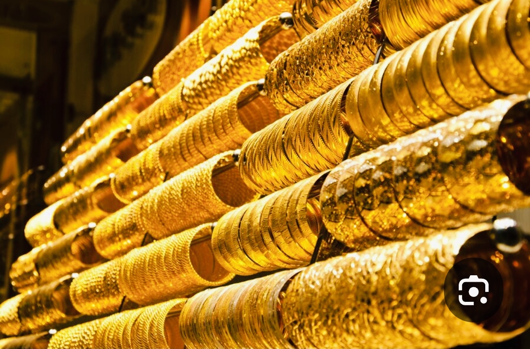 استقرار اسعار الذهب . وقت مناسب للشراء .تعرف علي الاسباب والتفاصيل