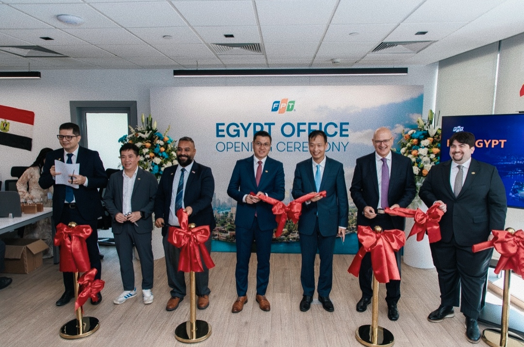 «إيتيدا» تدعم توسع FPT العالمية في مصر لتعزيز صادرات الخدمات التكنولوجية اعتمادًا على الكفاءات المصرية FPT الفيتنامية تبدأ عملياتها في مصر بافتتاح أول مكتب لها في أفريقيا بالقاهرة