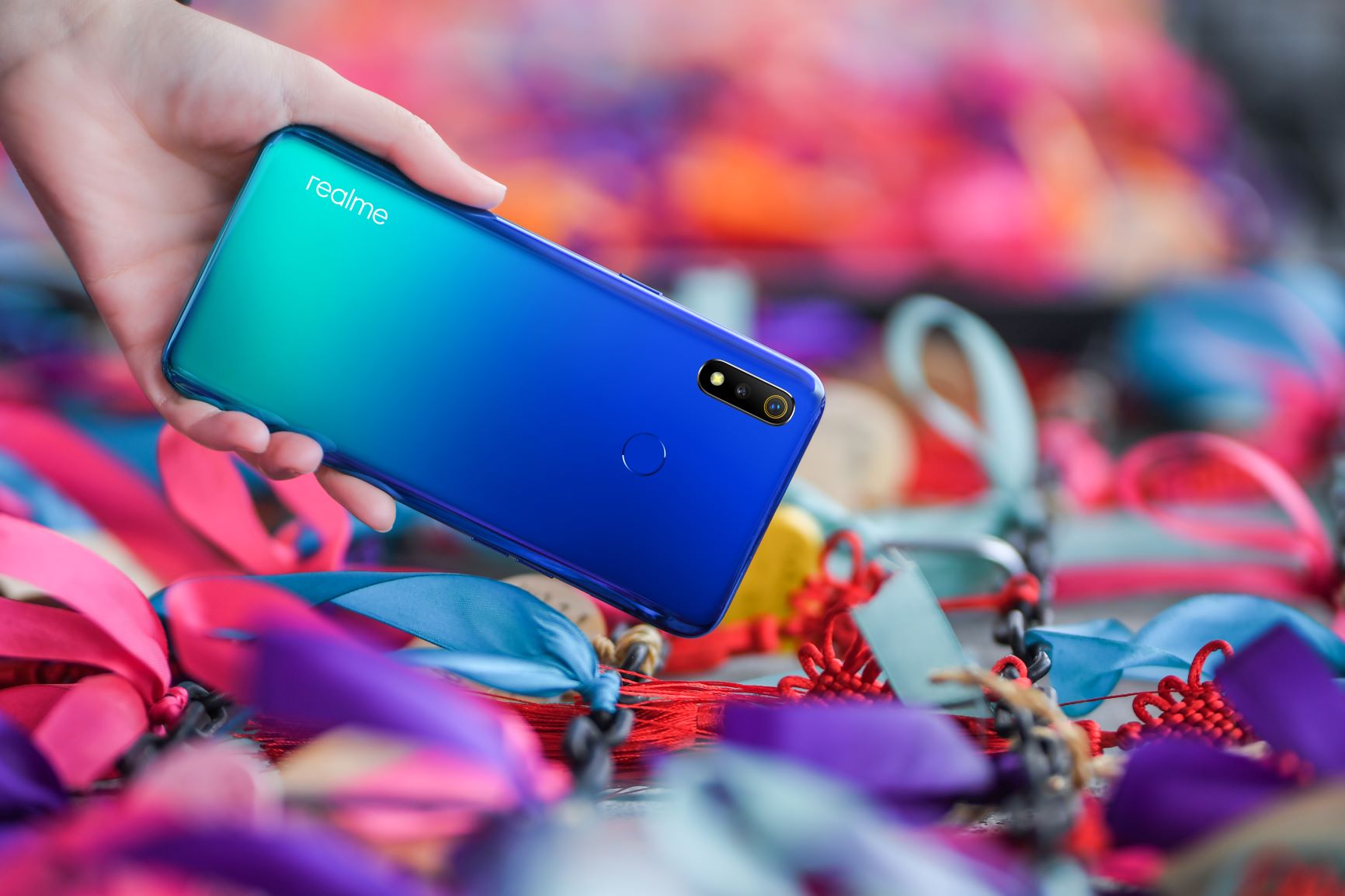 لماذا realme 3 هو الهاتف الأنسب لك ؟ جودة عالية و إمكانيات هائلة و سعر مناسب