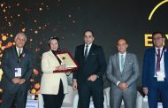 منتدي المراة المصرية  يختار نيفين كشميري وجرمين عامر من المصرف المتحد نموذج لقصص نجاح ويمنحهم قلادة المراة المصرية 2019