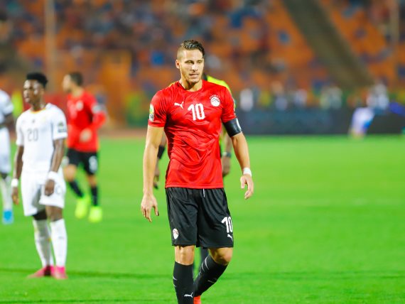 تعرف علي سر ارتداء لاعبية المنتخب قناع لاكاسا دي بابل