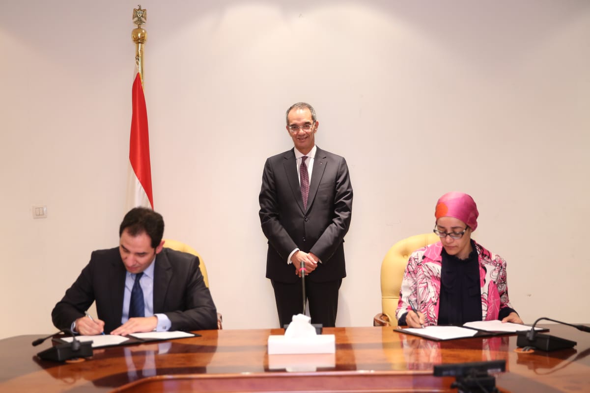 د. عمرو طلعت يشهد توقيع مذكرة تفاهم بين معهد تكنولوجيا المعلومات وشركة بالو ألتو العالمية