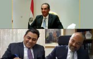 د. / عمرو طلعت  يشهد  اتفاقية بين 