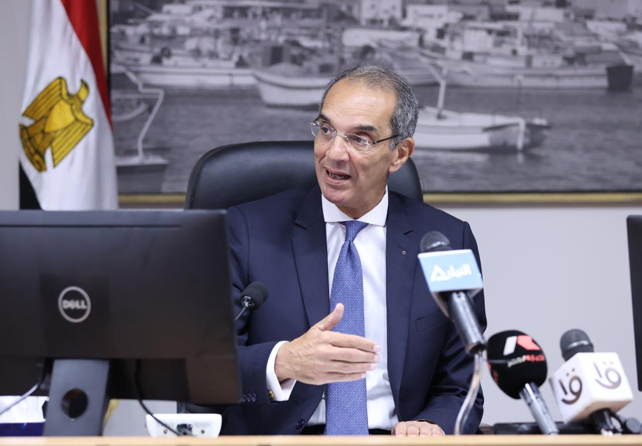 د/ عمرو طلعت يبحث مع محافظ الإسكندرية مجالات التعاون المشترك للتطوير المؤسسى الرقمى بالمحافظة وتنمية المهارات الرقمية للشباب وتطوير البنية المعلوماتية بالإسكندرية