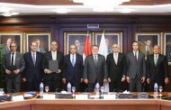 محافظ البنك المركزي المصري ووزير الخارجية والهجرة وشئون المصريين بالخارج يشهدان إطلاق مبادرة 