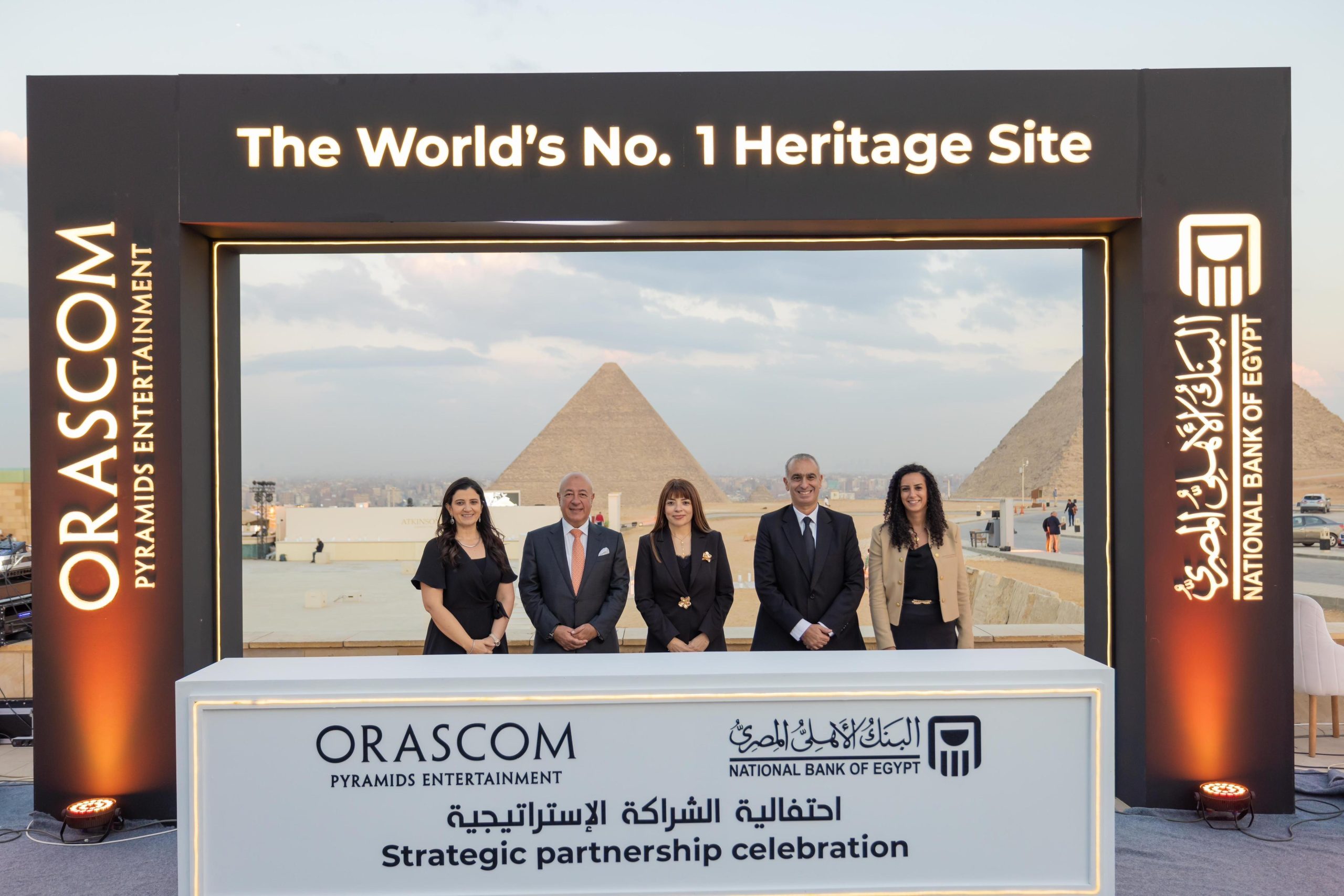 البنك الأهلي المصري يجدد شراكته الاستراتيجية مع شركة أوراسكوم بيراميدز  (OPE)