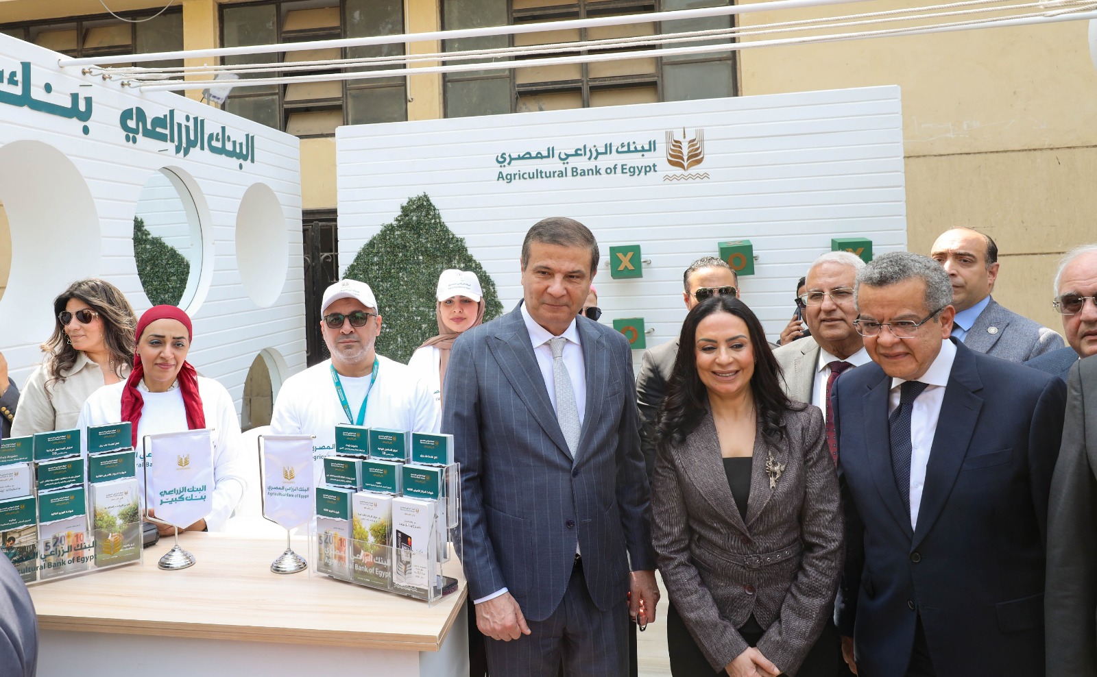 مشاركة مميزة للبنك الزراعي المصري في معرض زهور الربيع وإقبال كبير على جناح البنك في أول يوم