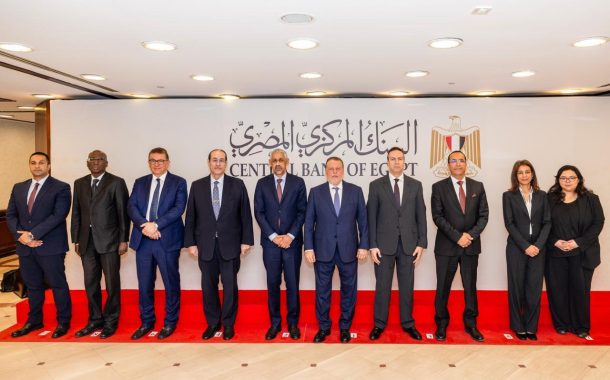 محافظ البنك المركزي المصري يلتقي رئيس مجموعة بنك التنمية الإفريقي الجديد لبحث أوجه التعاون المستقبلي بين الجانبين