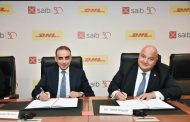 بنك saib يوقع شراكة مع »دي اتش ال اكسبرس« لتطبيق مبادرة «Go Green Plus»