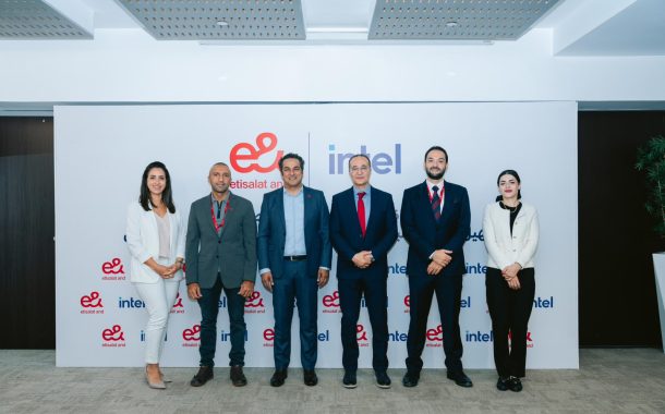 اتفاقية تفاهم بين إي آند مصر وإنتل لتسهيل الوصول لبرامج التدريب على الذكاء الاصطناعي للمواطنين*